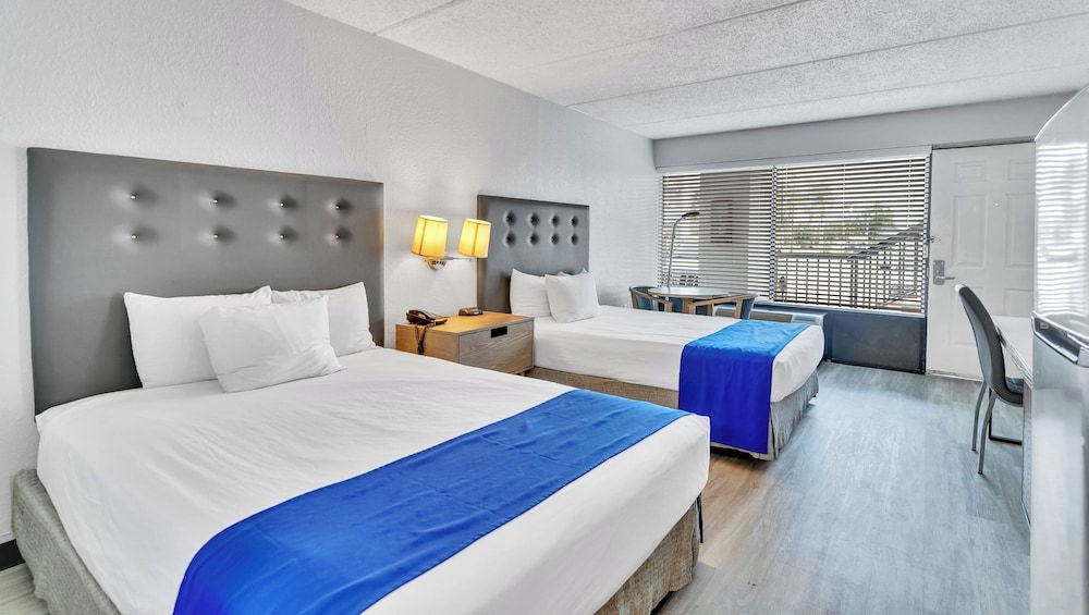 Home 1 Suites Extended Stay - Kissimmee Standard Room, 2 Queen Beds, Non Smoking, Kitchenette 3