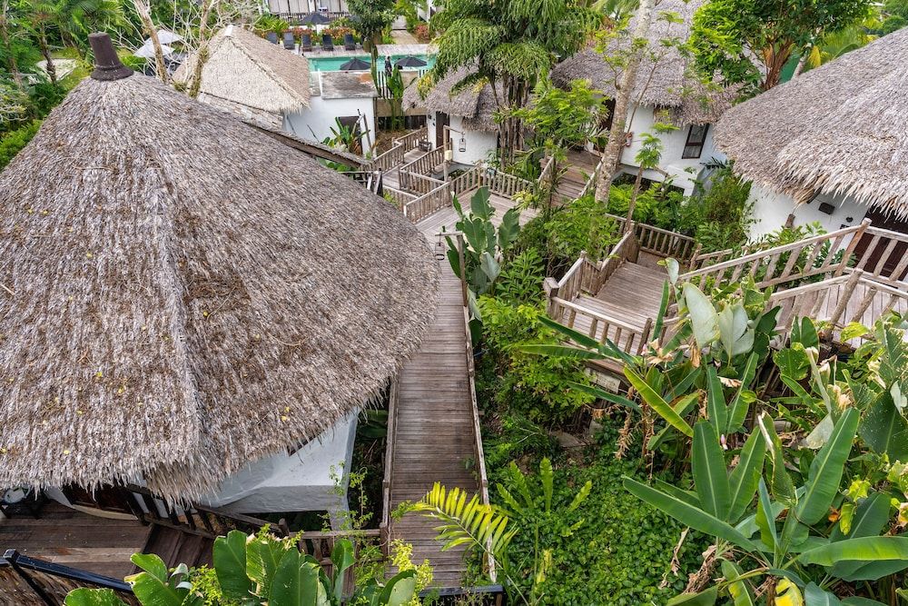 undefined Aana Resort & Spa
