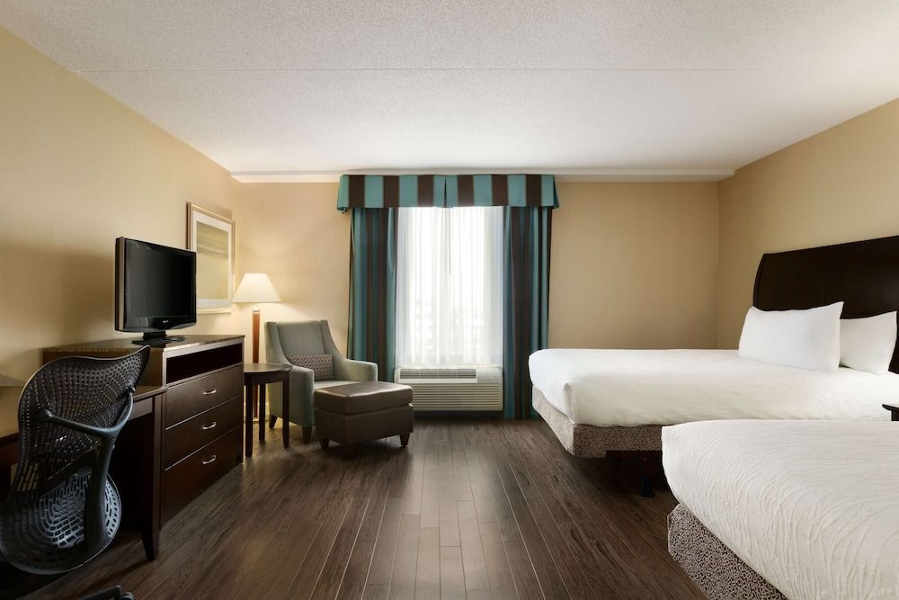 undefined Hilton Garden Inn Toronto-Vaughan 4