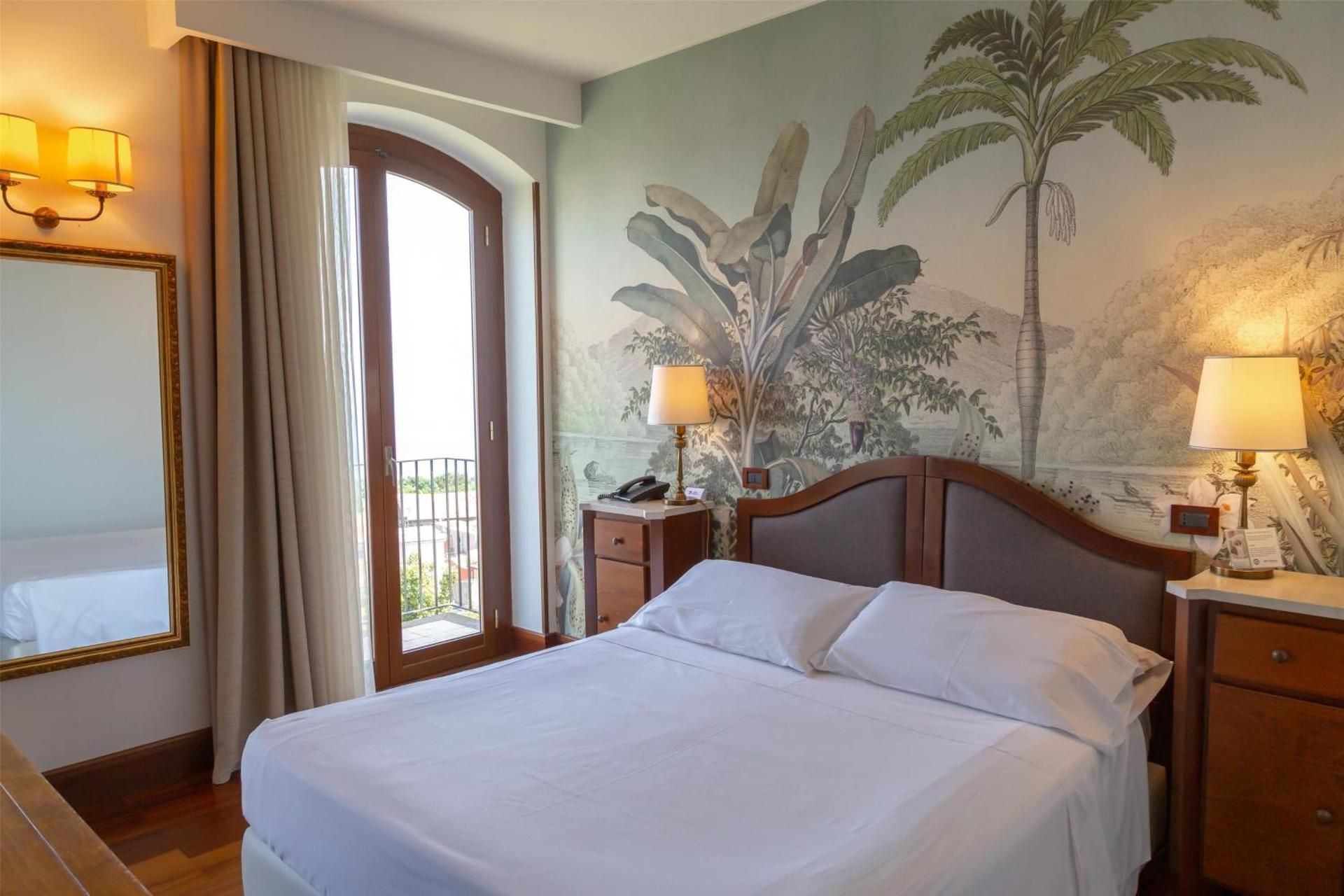 Junior Suite with whirlpool