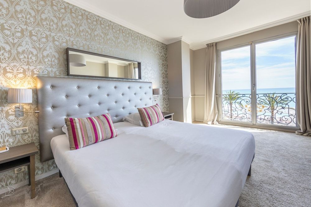 undefined Hôtel Vacances Bleues Le Royal 5