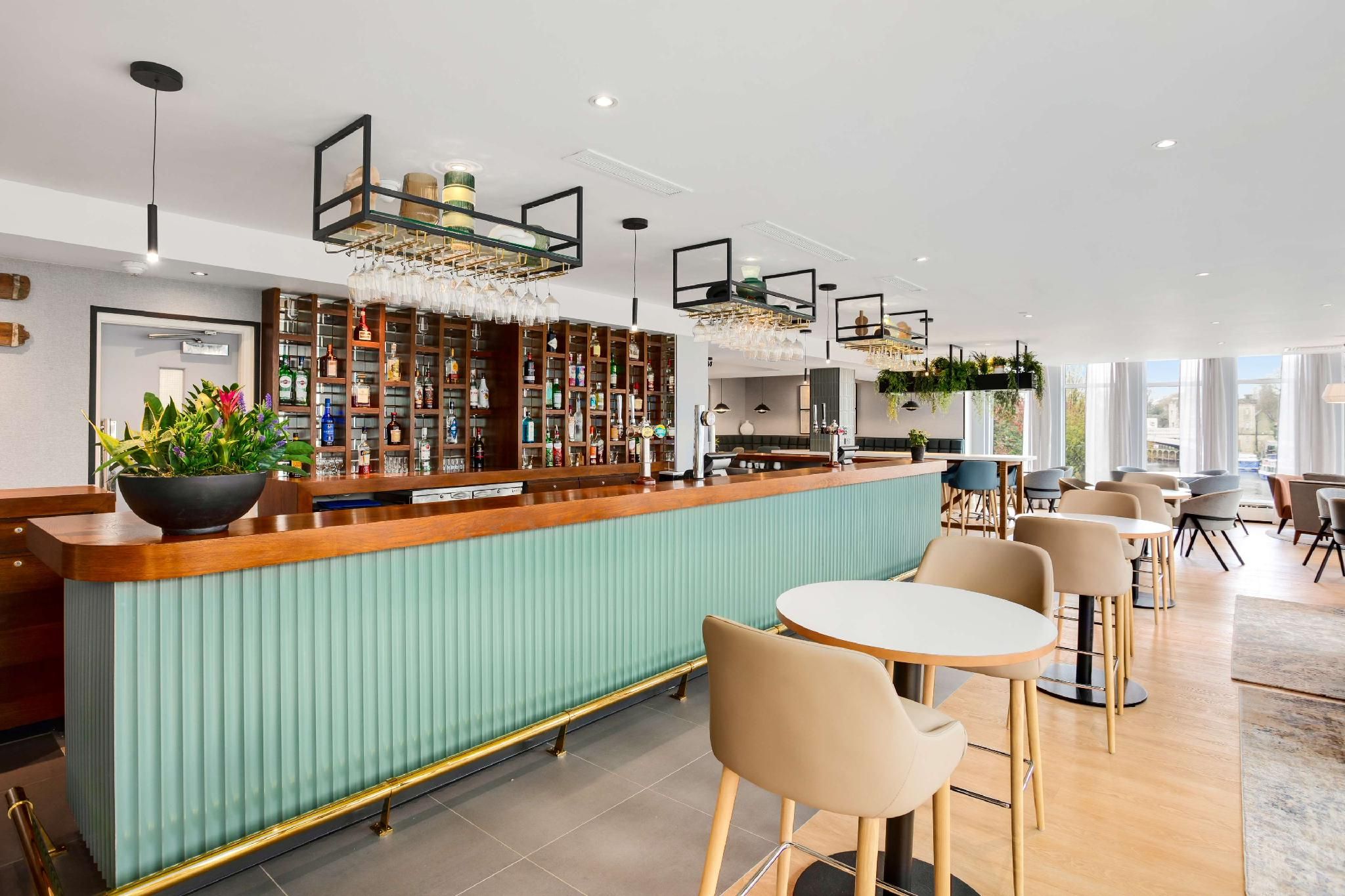 undefined Radisson Hotel York 3