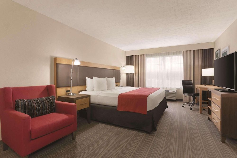 Suite, 1 King Bed, Non Smoking, Jetted Tub