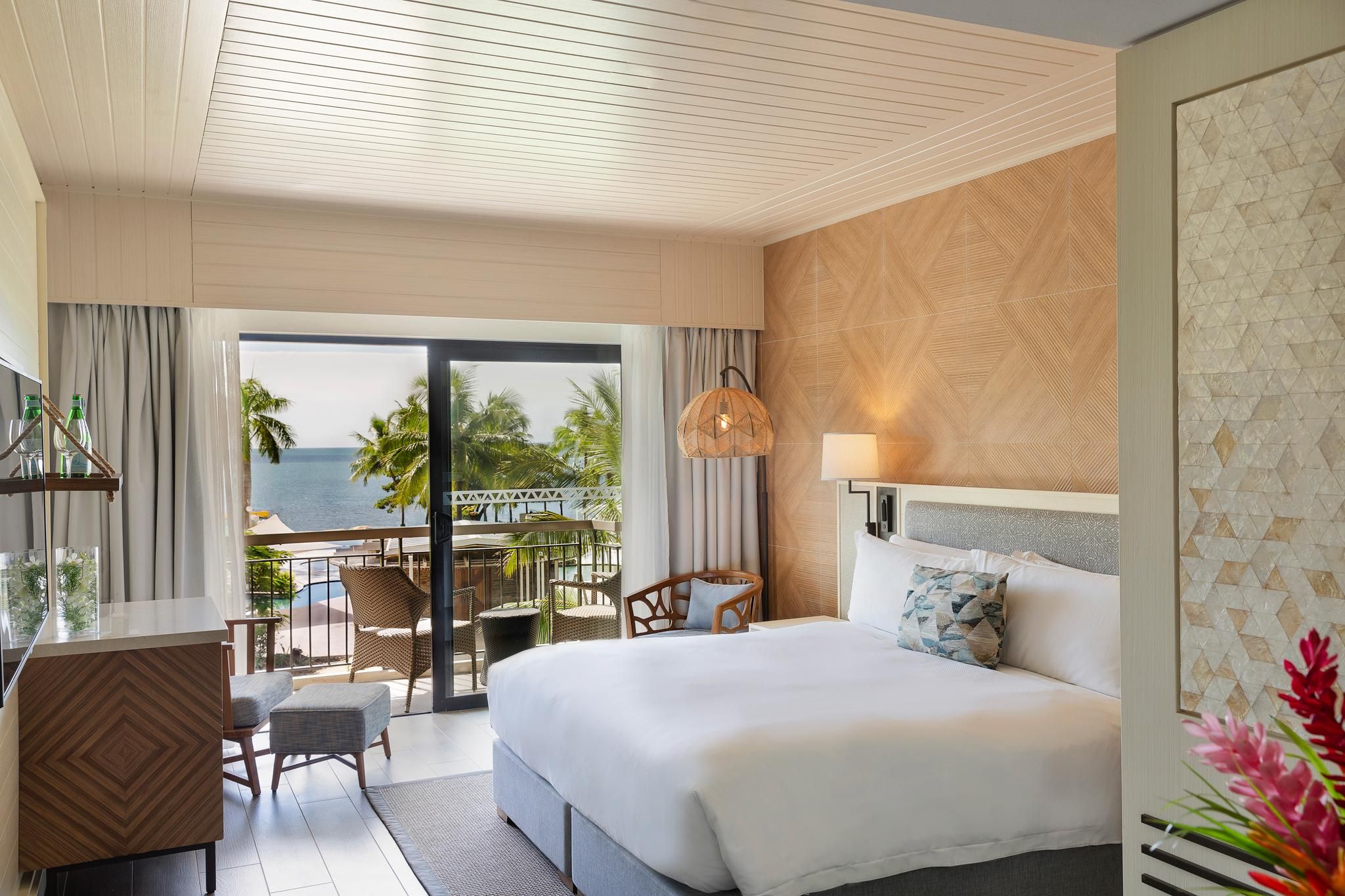 LUXURY ROOM, Beach Club Access, 1 King Size Bed