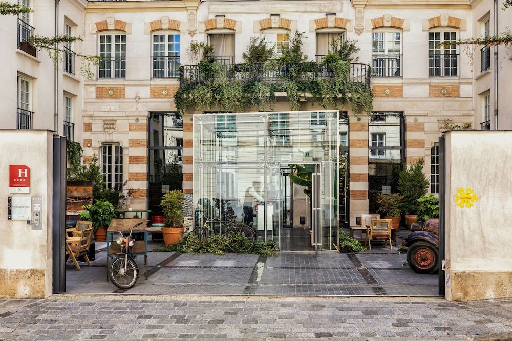 undefined Kube Hotel Paris 2