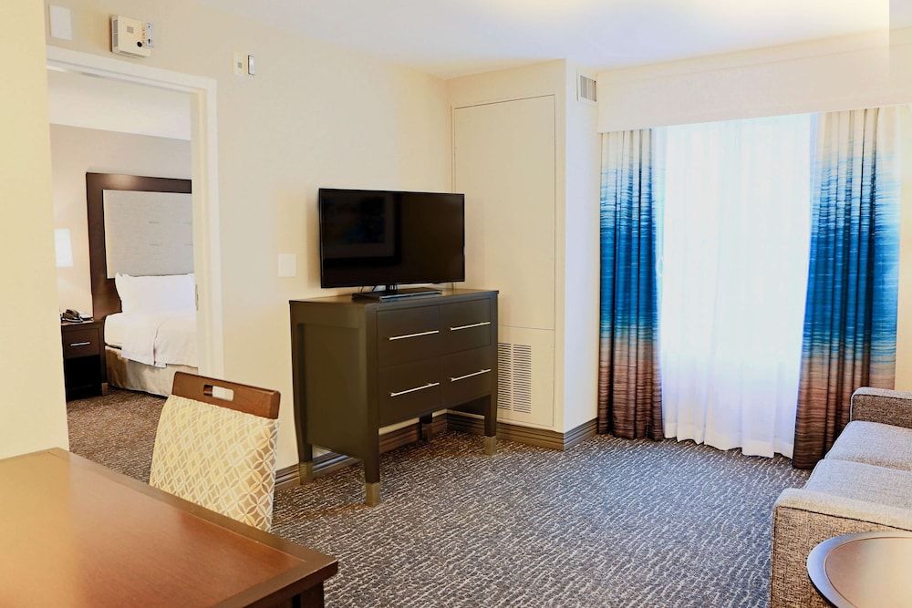 Suite, 2 Queen Beds, Accessible (Mobility & Hearing, Roll-in Shower)