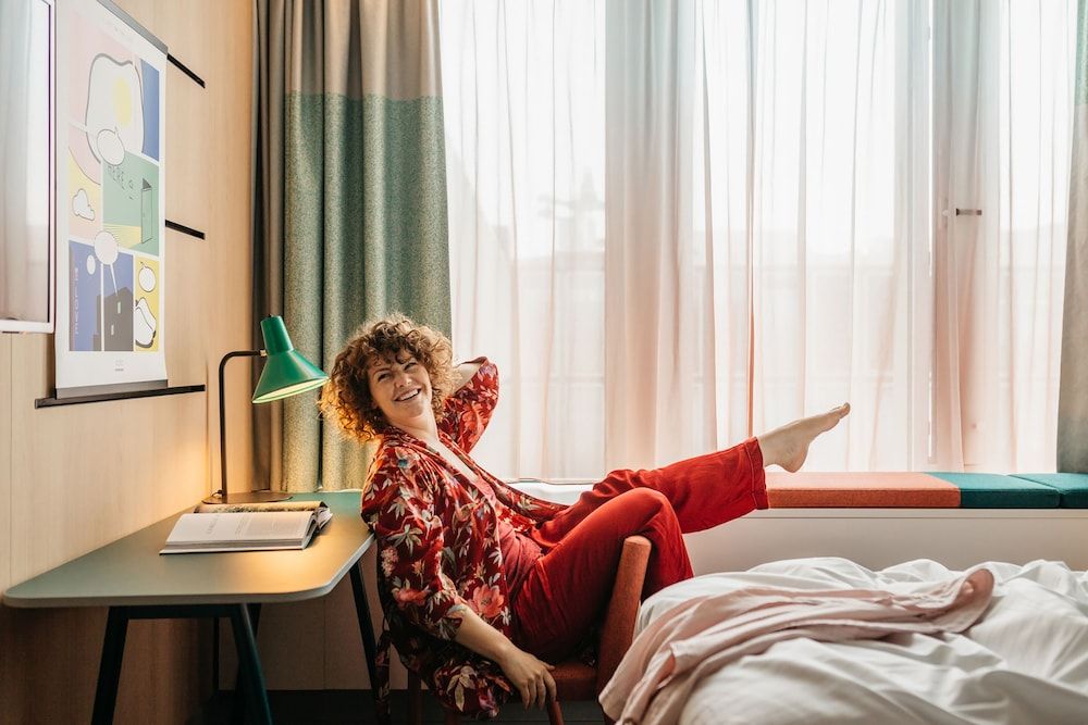 Hotel Casa Amsterdam Standard Room, 2 Twin Beds 9