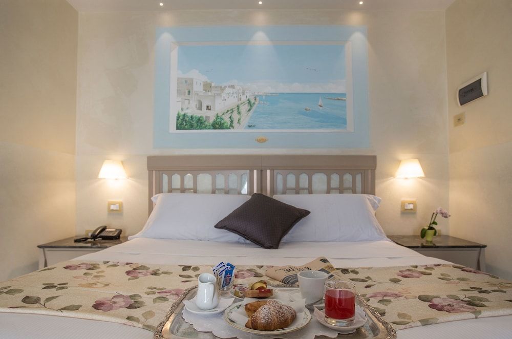 Hotel Hermitage Standard Single Room, 1 King Bed 5