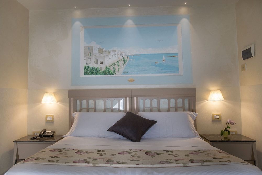 Hotel Hermitage Standard Single Room, 1 King Bed 3