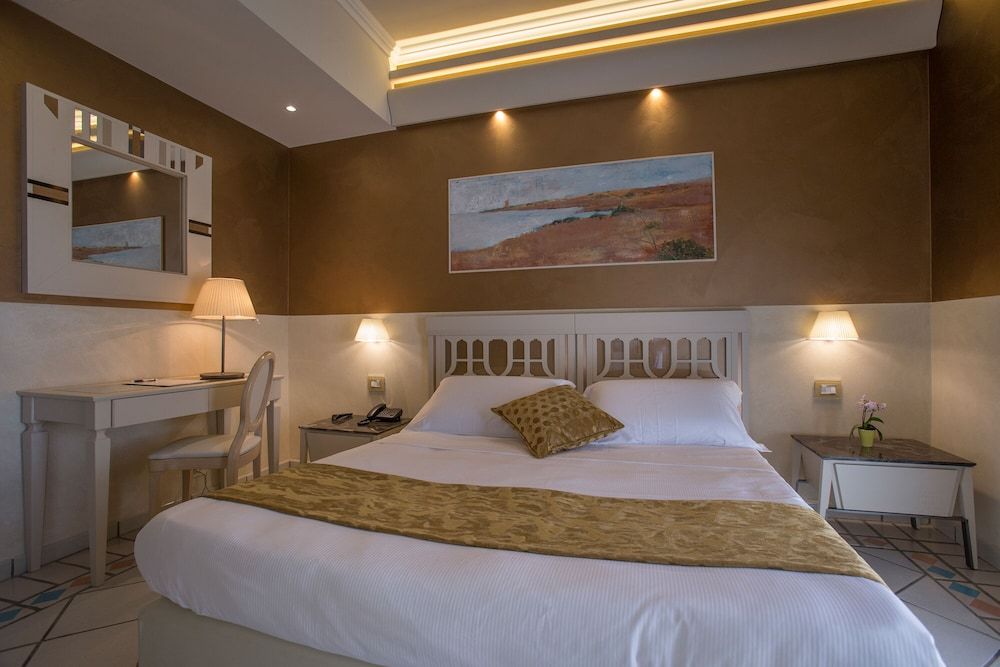 Hotel Hermitage Standard Single Room, 1 King Bed 4