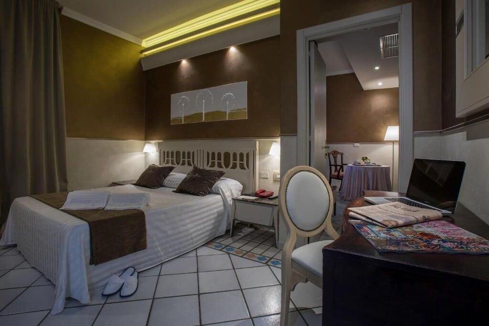 Hotel Hermitage Family Room 2