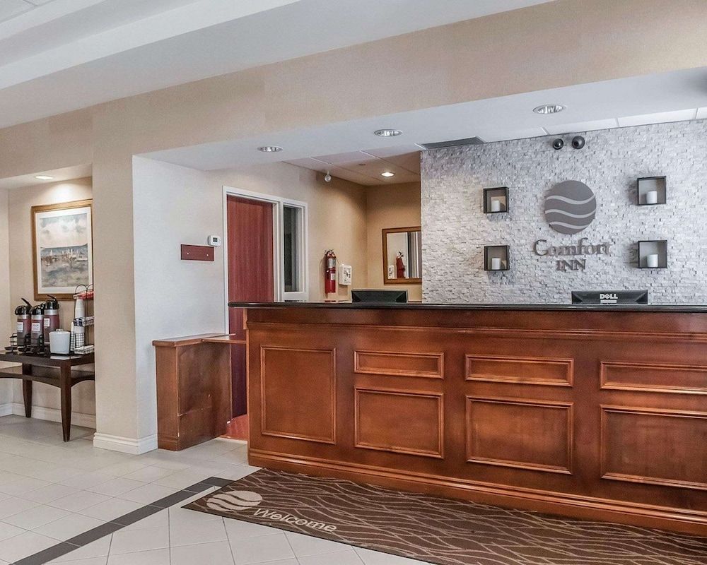 undefined Comfort Inn Mississauga 9