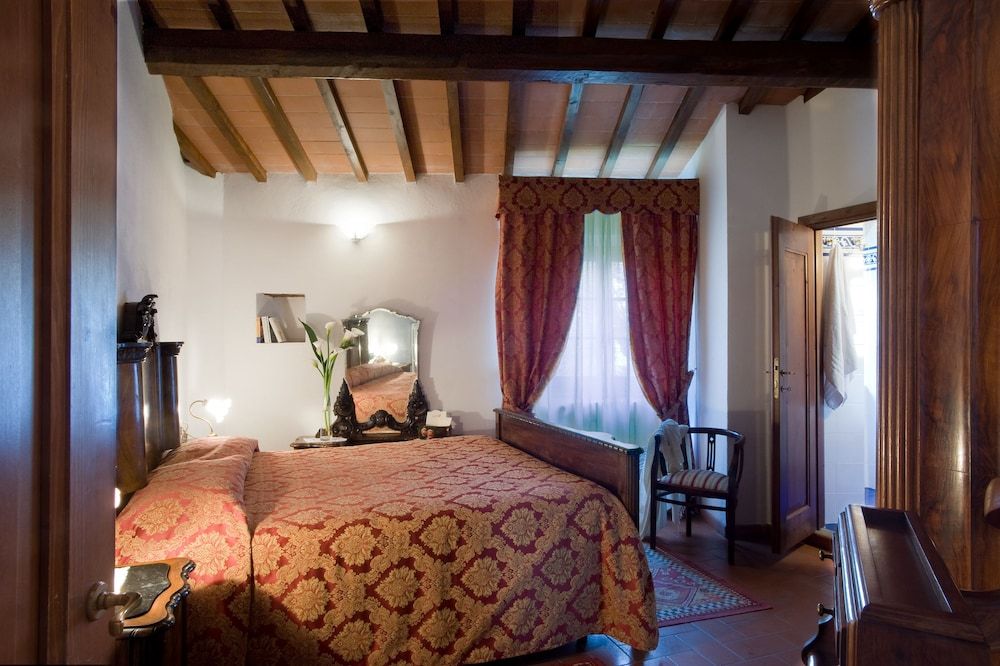 Classic Double or Twin Room
