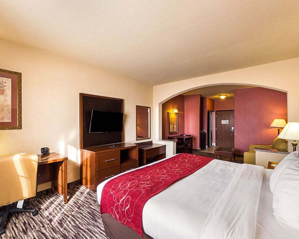 Suite, 1 King Bed, Non Smoking