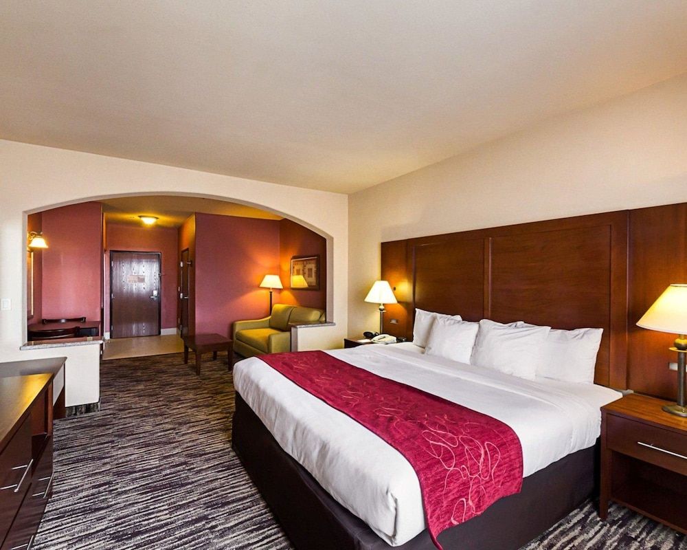 Suite, 1 King Bed, Non Smoking