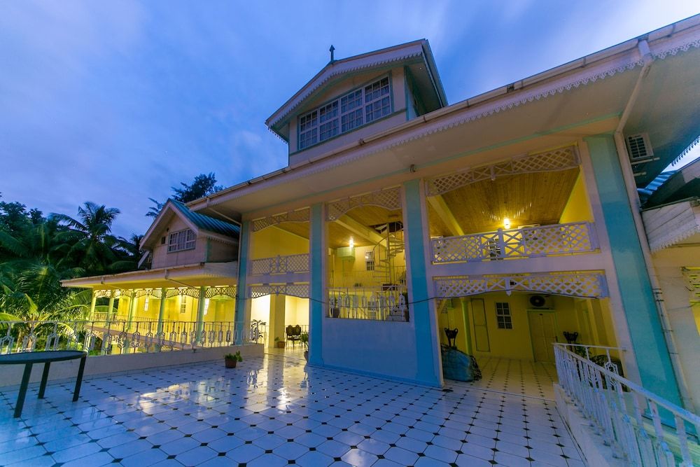 undefined Palm Beach Hotel 5