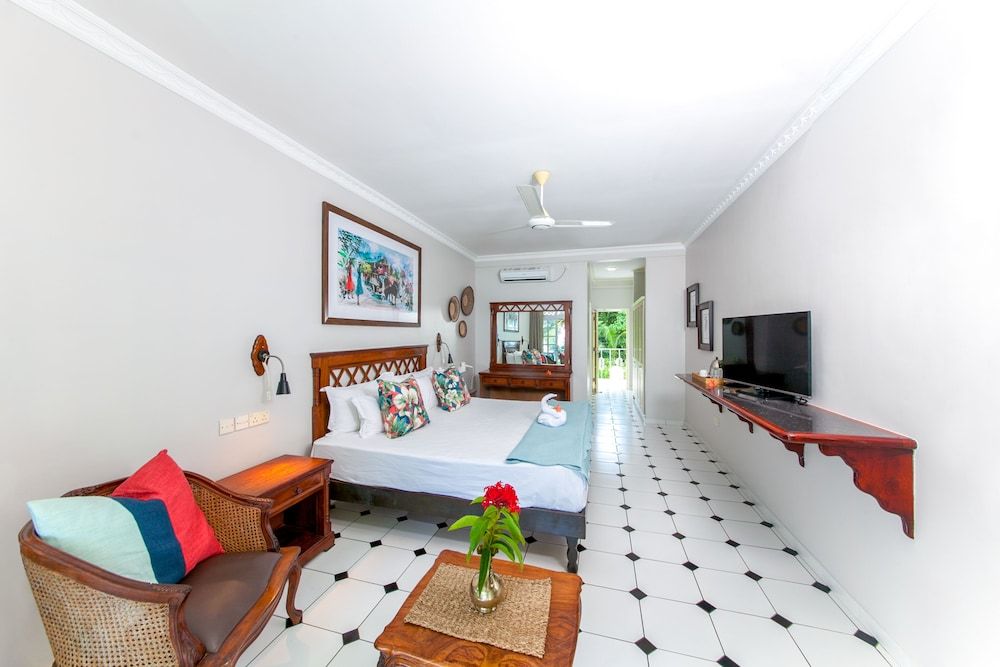 undefined Palm Beach Hotel
