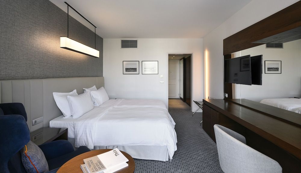 Makedonia Palace Premium Room, City View