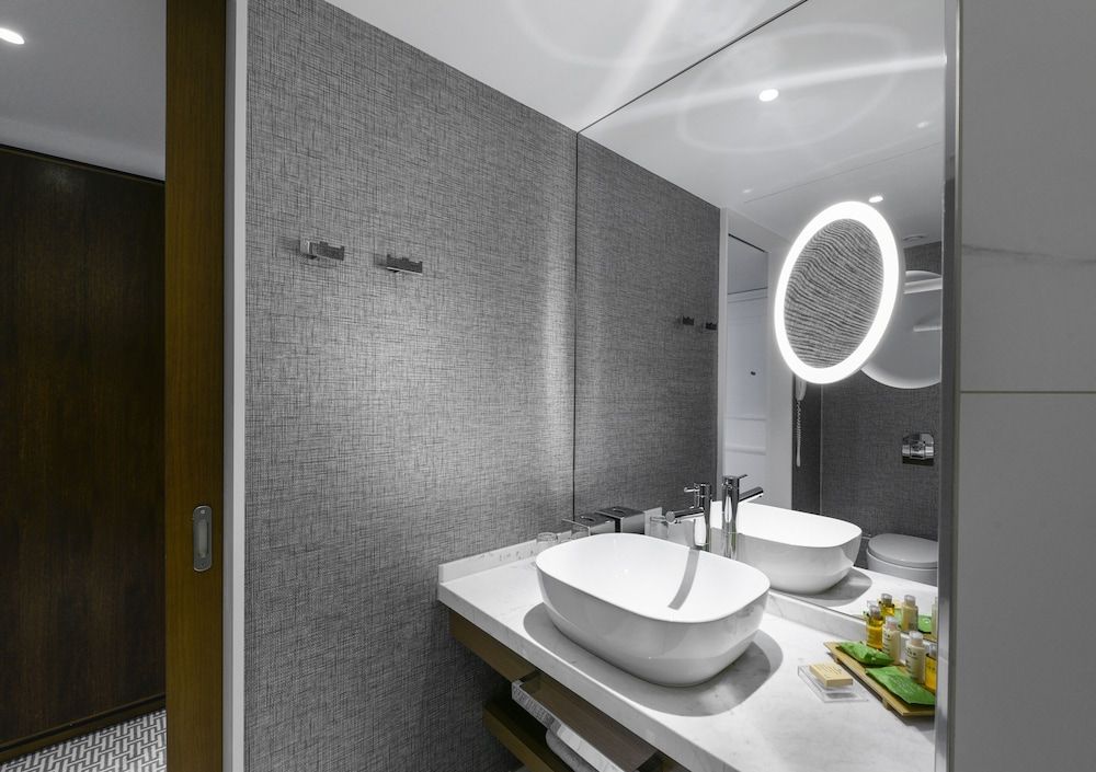 Makedonia Palace Premium Room, City View 5