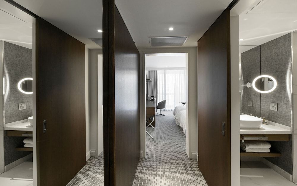 Makedonia Palace Premium Room, City View 3