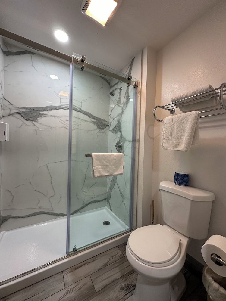 Motel Santa Cruz Room, 1 King Bed, Non Smoking 6