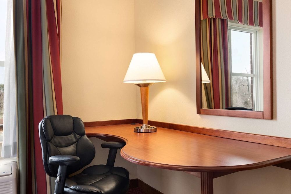 Signature Studio Suite, Multiple Beds