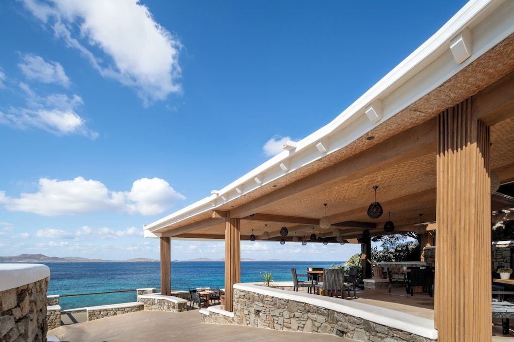 undefined Saint John Hotel Villas & Spa 6