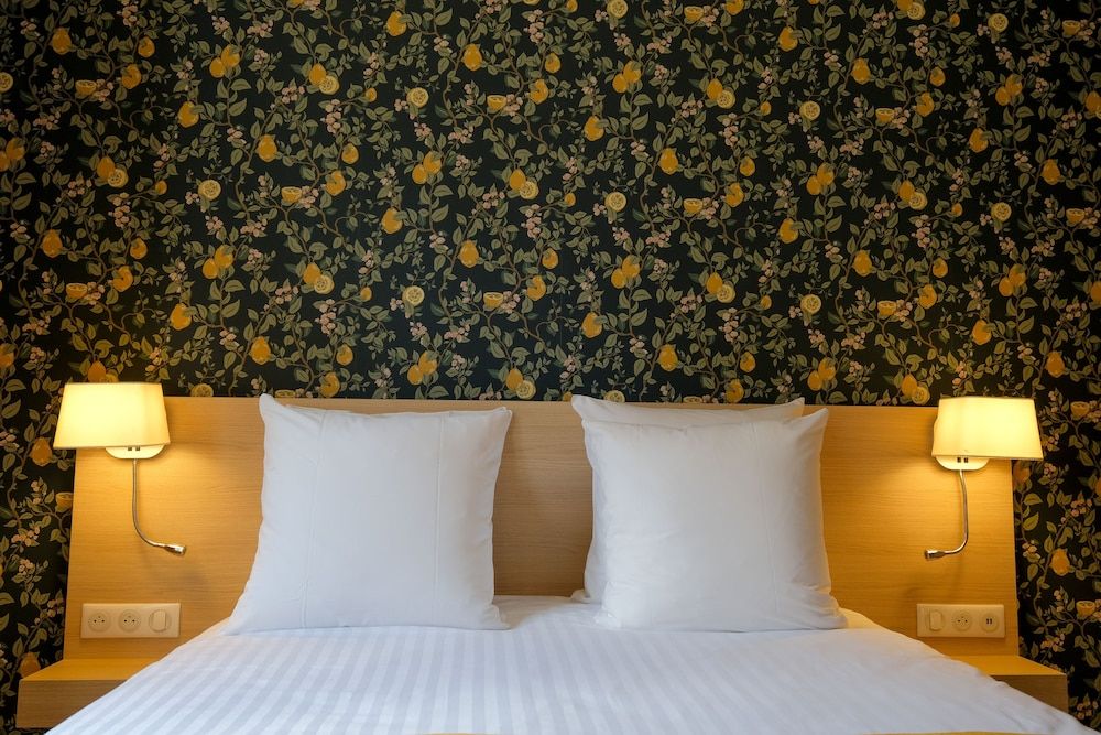 Hôtel de France, un hôtel AMMI Petite Chambre Double Standard 12m² 5