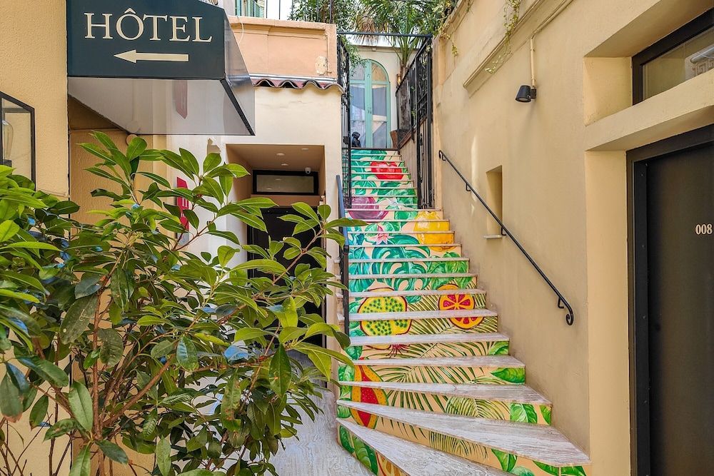 undefined Hôtel de France, un hôtel AMMI 7