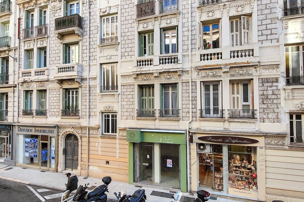 undefined Hôtel de France, un hôtel AMMI 8