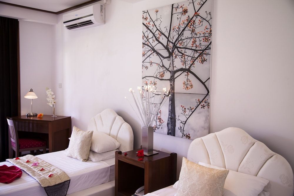 undefined Le Domaine de La Réserve 7