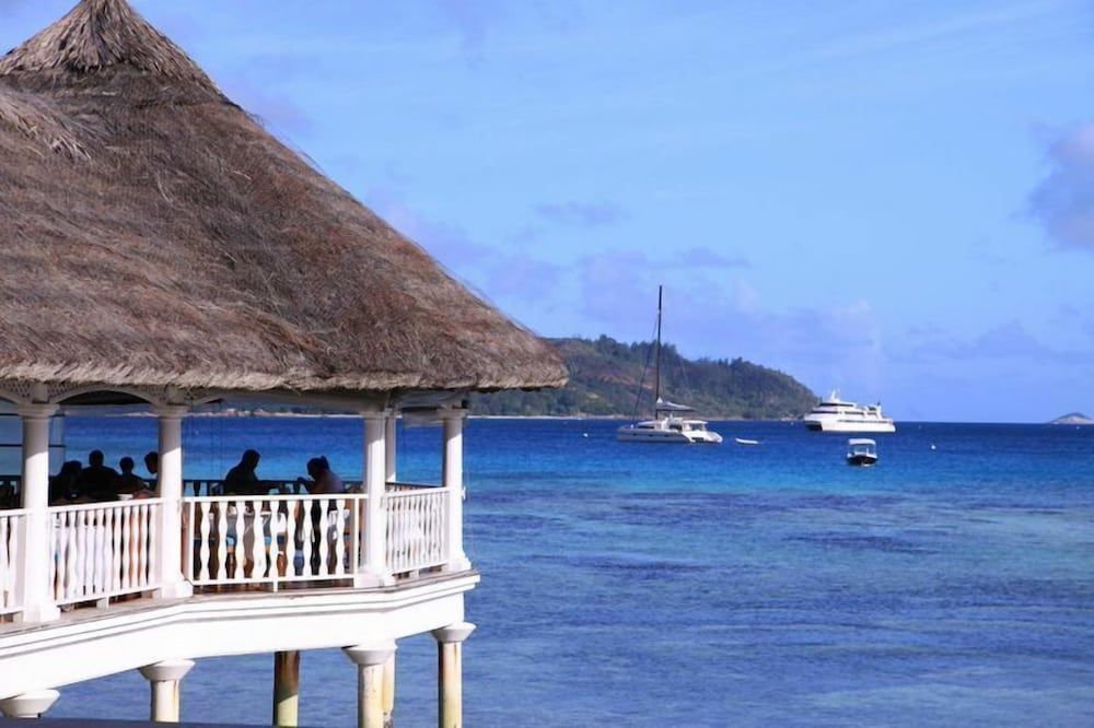 undefined Le Domaine de La Réserve 4