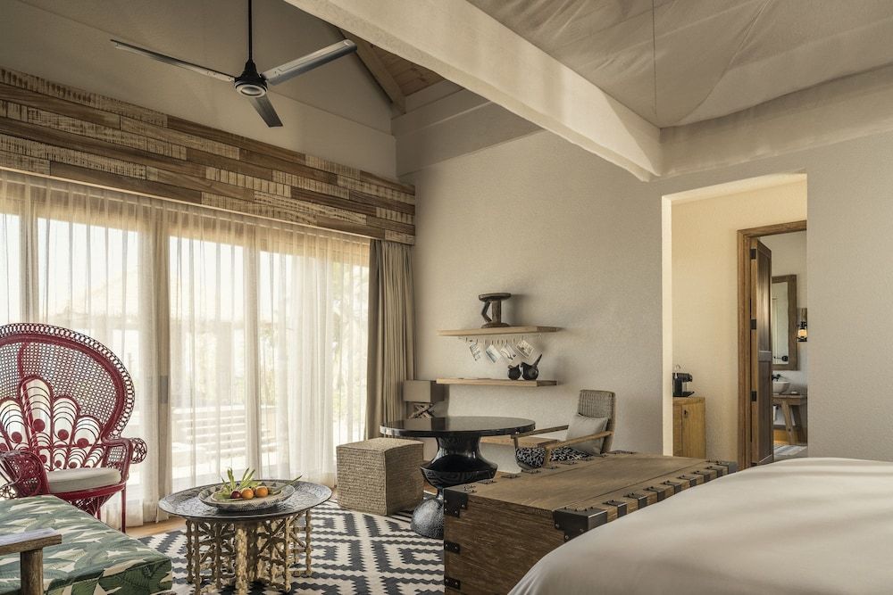 Villa, 1 King Bed, Ocean View (Pool)