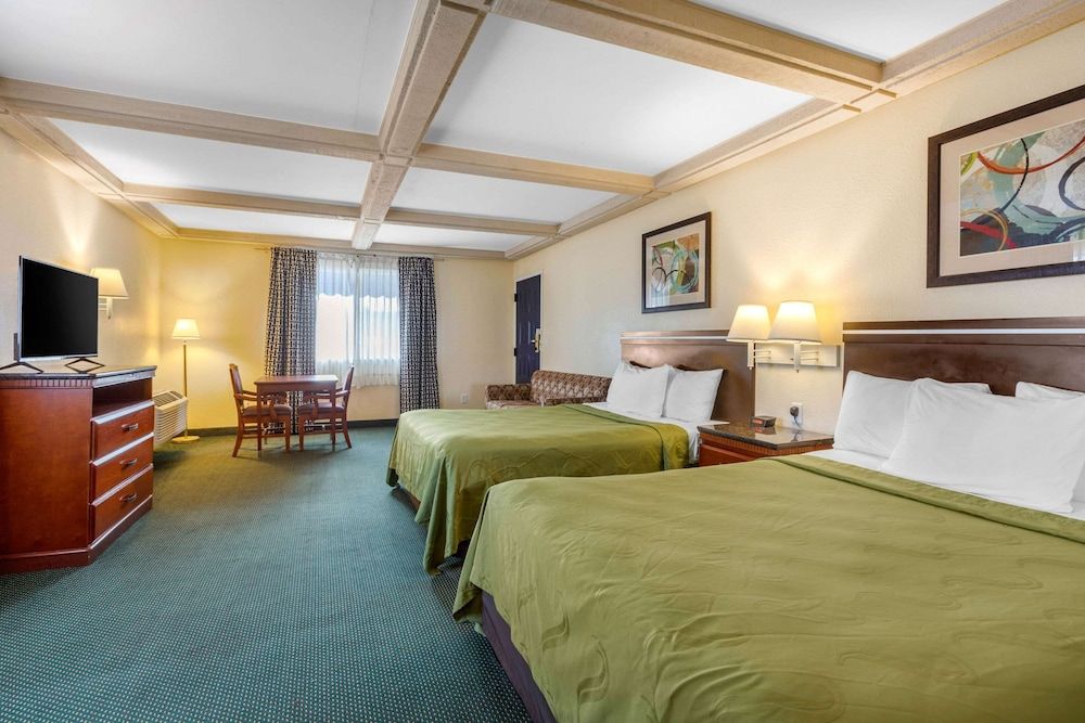 Standard Room, 2 Double Beds, Non Smoking