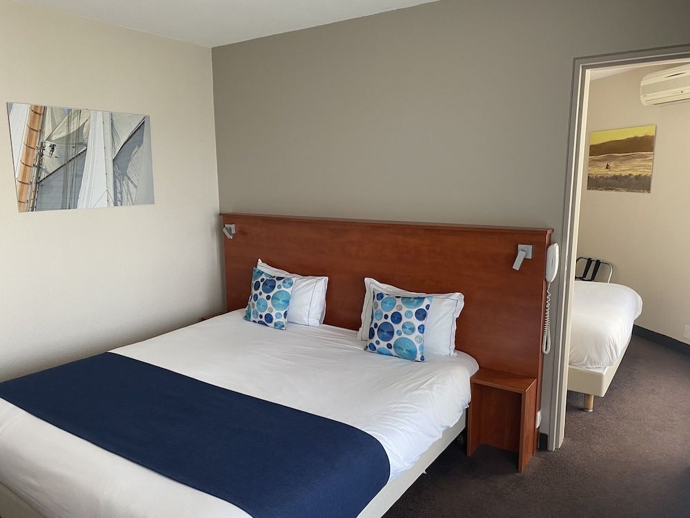 Superior Triple Room, Connecting Rooms