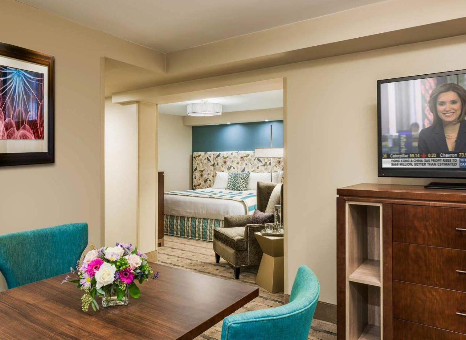 The Kenilworth Suite - Non-Smoking 3