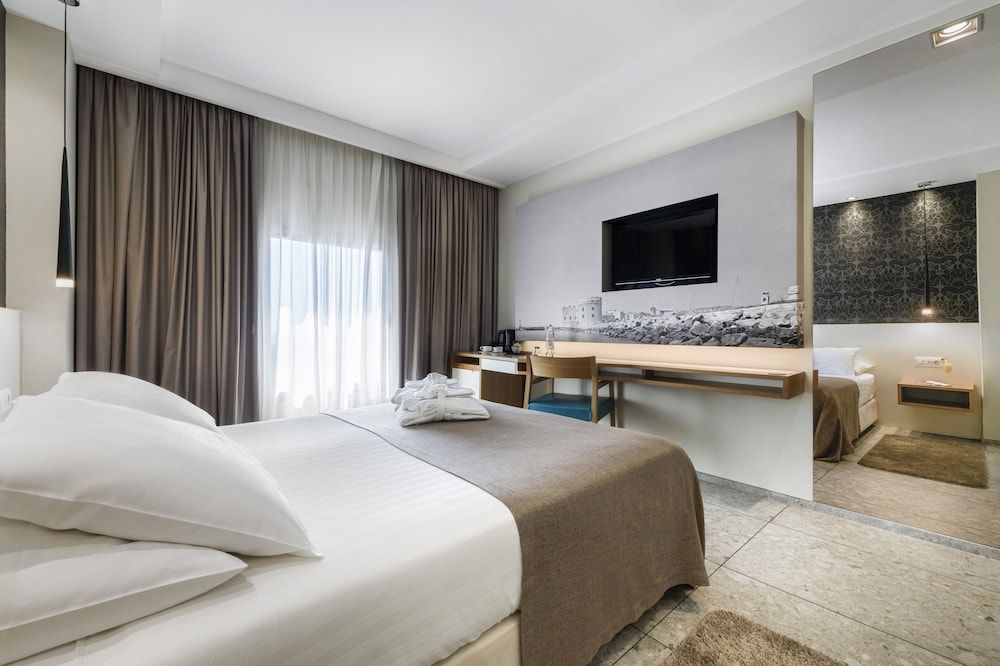 Hotel Lero Standard Double or Twin Room 6