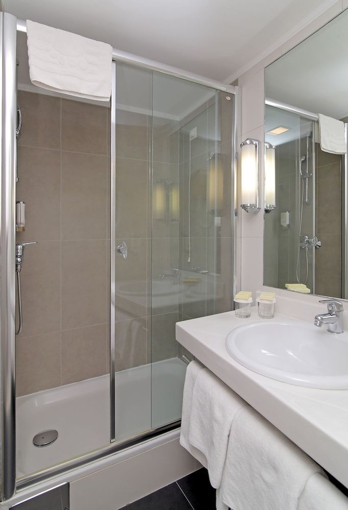 Hotel Lero Standard Double or Twin Room 8