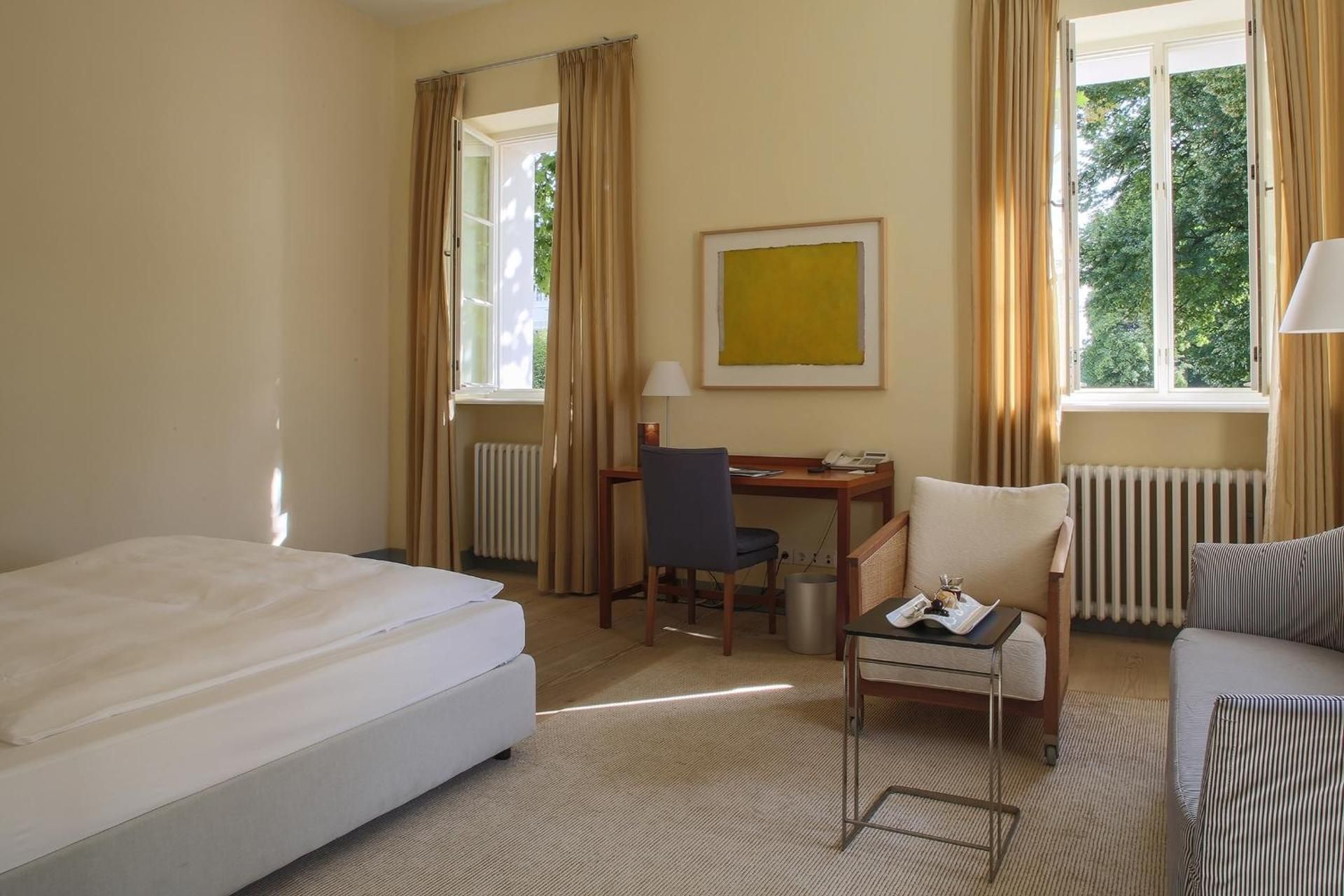 Business Room