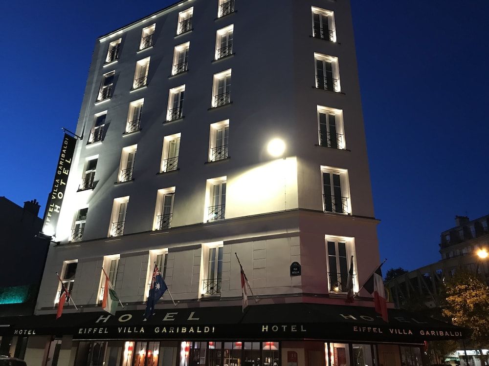 undefined Eiffel Villa Garibaldi 7