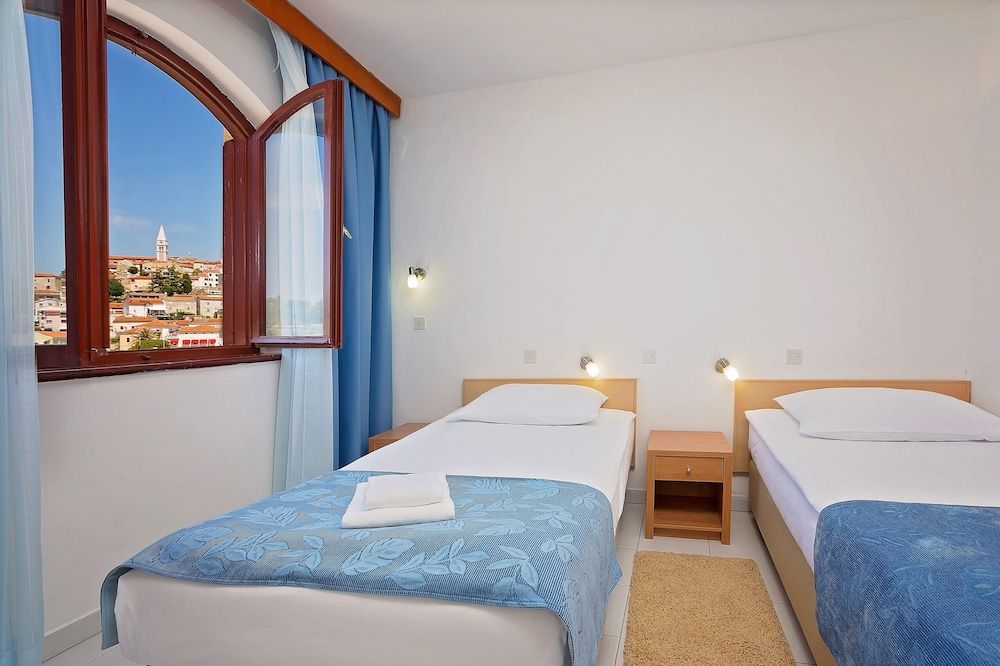 Superior Apartment (for 6)