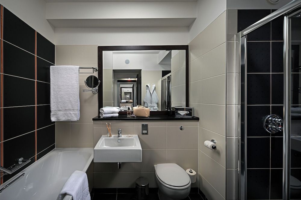 Executive Room, 1 Queen Bed