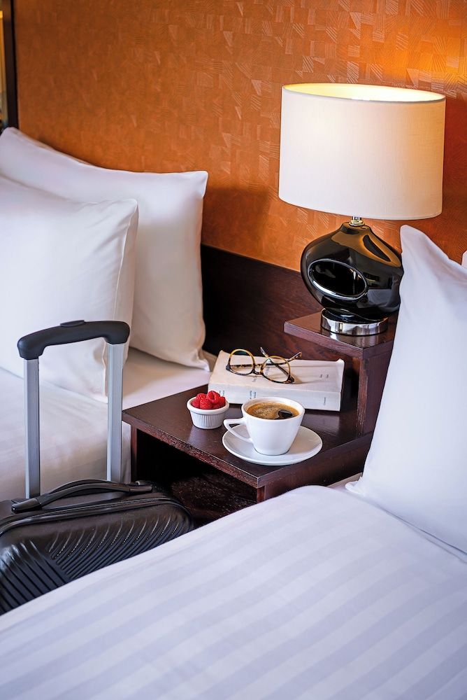 undefined Carlton Hotel Blanchardstown 10