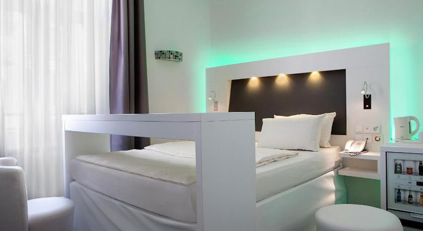 Grand Hotel Downtown Double Room 5