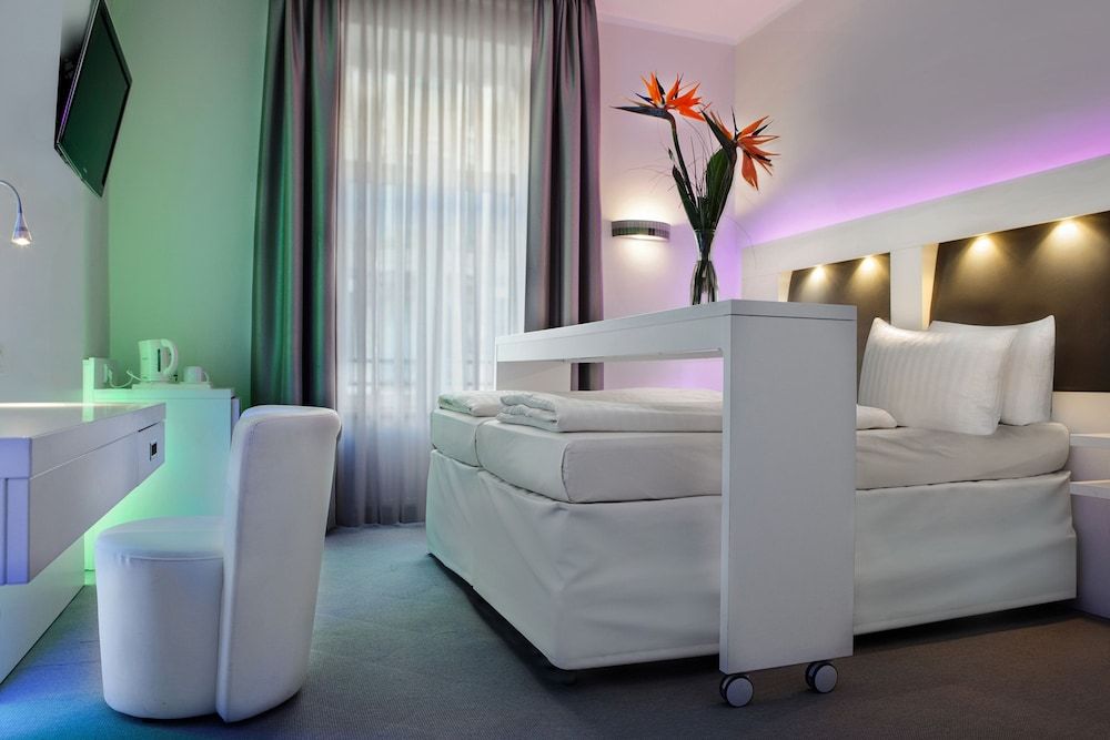 undefined Grand Hotel Downtown