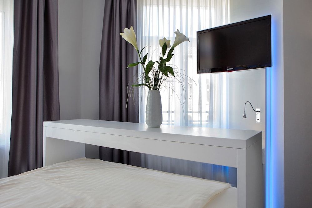 Grand Hotel Downtown Double Room 3