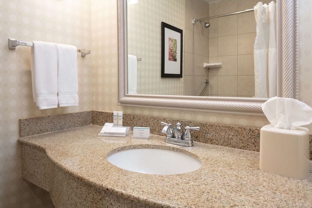 undefined Hilton Garden Inn Omaha West 3