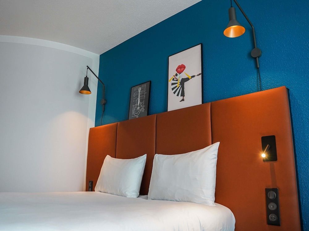Standard Double Room, 1 Double Bed (Port View)
