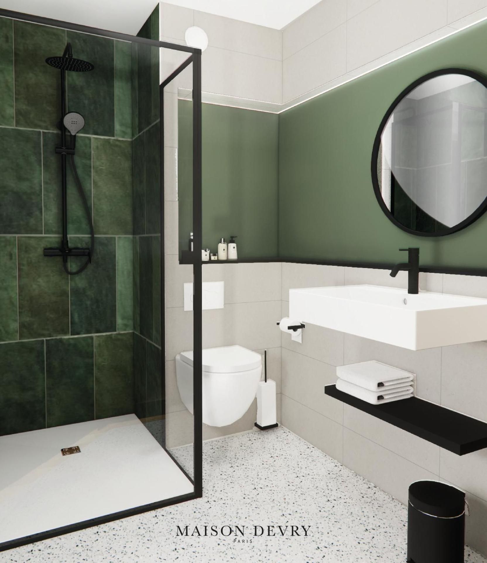 Mercure Chartres Est Privilege Room with One Double Bed and One Single Sofa Bed 2