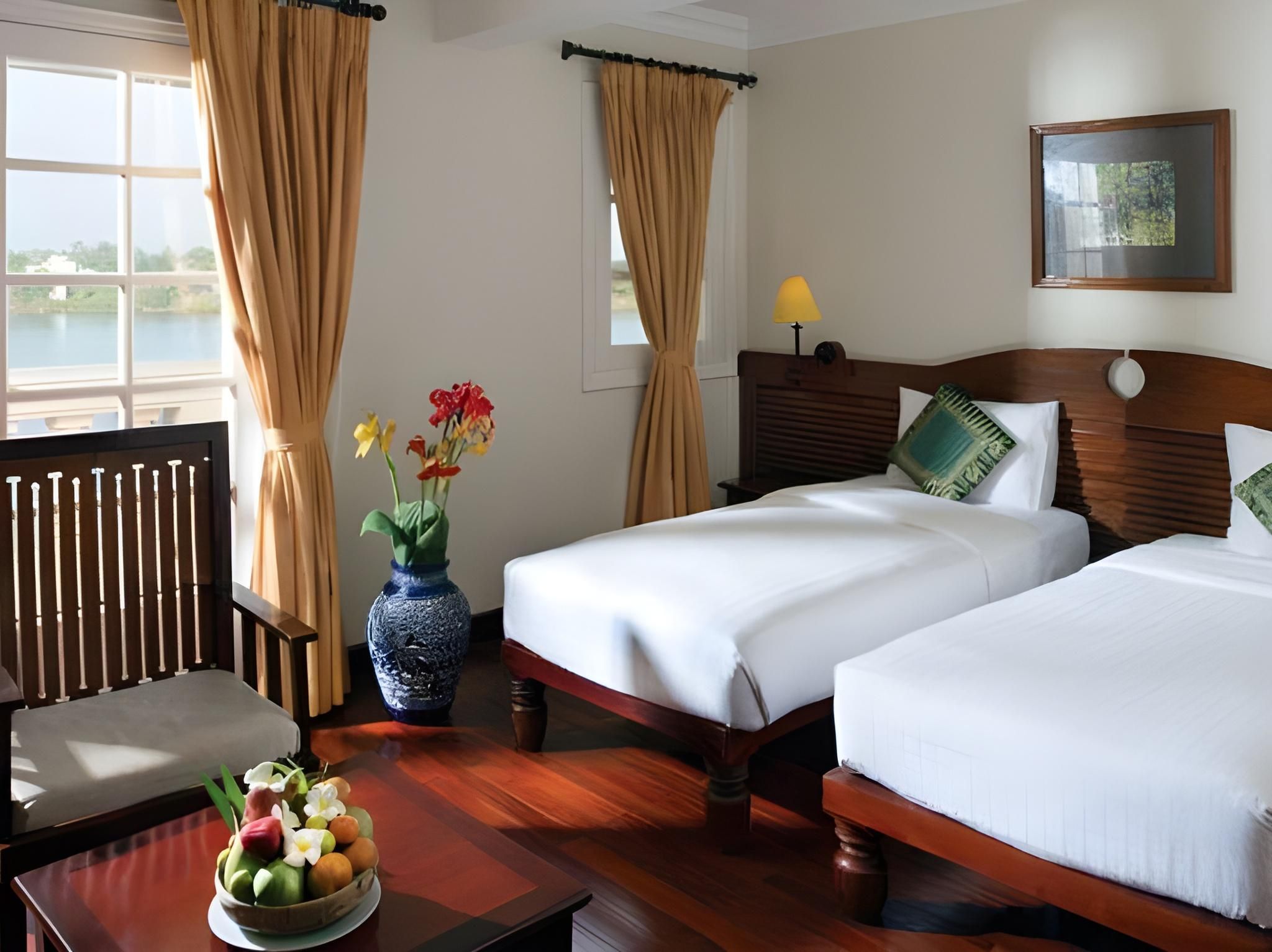 Deluxe Garden View Twin Room